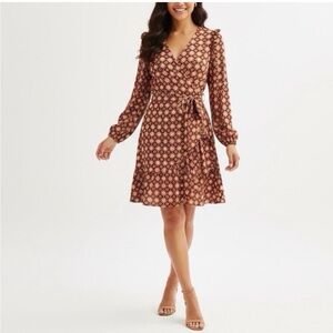 Draper James Retro 70s Preppy Geometric Burgundy Ruffle Wrap Dress Size M